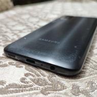 گوشی A03sهست سالم بدون شکستگی کارتون داره بدون ایراد