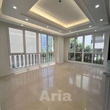 82متر فول دیزاین/پنجره سرتاسری/پارکینگ/وام دار/فاز یک
