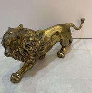 مجسمه شیر برنجی