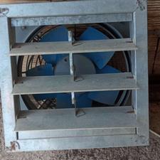 2عددفن صنعتی دمپردار و دستگاه کنترل از راه دور 6کاناله