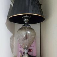 چراغ خواب یا آباژور رومیزی سالم ونو