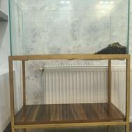 شیشه و پایه آکواریوم