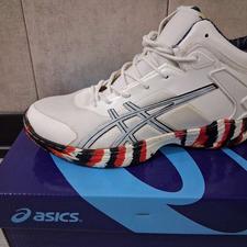 کتونی والیبال