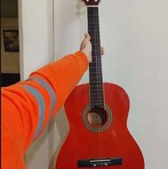 گیتار اسپانیایی گونزالس bc100