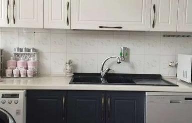 65 متر بازسازی شده طبقه 3/5 طالقانی اشرفی