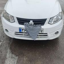 خودرو کم کار ولی یک سمت شاگرد رنگی