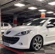 خرید و فروش خودرو