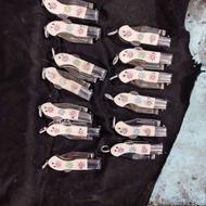 به همکار خانوم جهت میخ دوزی چاقوها نیازمندیم