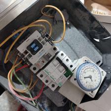 محافظ و کنداکتنر تک فاز