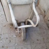 فرغون قدیمی جادار و محکم