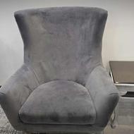 مبل و راحتی دو دست