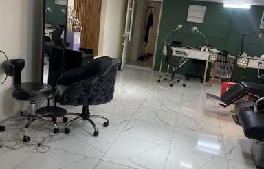 48 متری در هروی