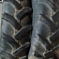 یک جفت لاستیک عقب تراکتور جفت404 سیرجان