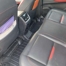 ماشین در حد نو عالی سند تکبرگ از 4000 کیلومت دست خودم بود