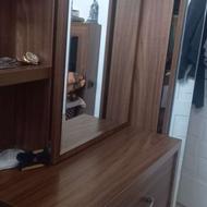 تخت خواب ولوازم