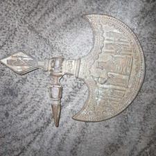 فروش تبرزین عتیقه