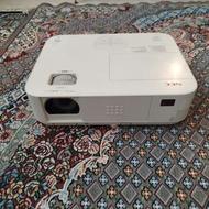 ویدیو پروژکتور