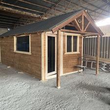 نیازمند ب استاد کار نجار