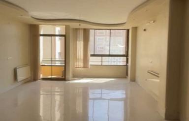 آپارتمان سه خواب بر خیابان