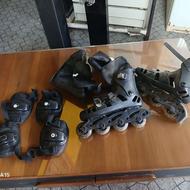 کفش اسکیت سالم ووتمیز