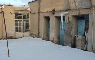 فروش خانه کلنگی 230 متر با بر 17 متر سنددار . چمران