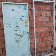 درب حیاط نفر رو