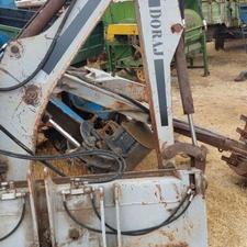 خریدارم خریدار این مدل بیل عقب تراکتور