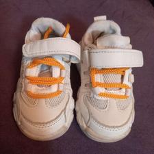 کتونی خارجی بچه کانه یایز 21