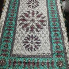 تولیدی زیر سفره ای و رومیزی