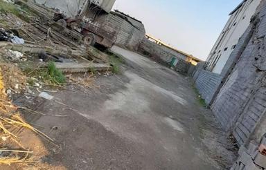 دارای سند تک برگ مجوز بلوک زنی نزدیک به جاده اصلی بزرگ راه