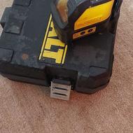 تراز لیزری دیوالت اصلی