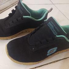 کتونی اسکیچرز