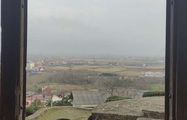 آقا هستم، همخانه بیحاشیه