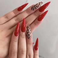 مانیکور و پدیکور و کاشت