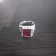 یک عدد انگشتر