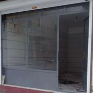 درب آهنی ابعاد 2در2 در حد نو همراه با شیشه