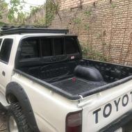 تویوتا هایلوکس 2003