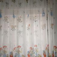 پرده اتاق خواب با میله و وسایل