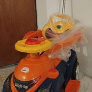 ماشین کودک موزیکال فرمان متحرک