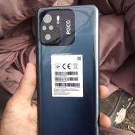 گوشی معامله هم میکنم