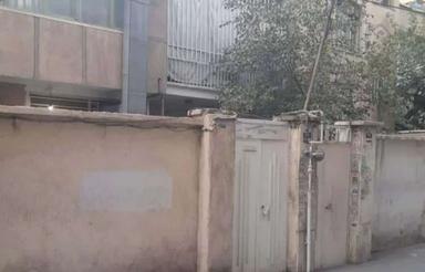 کلنگی 102 متر /جواز پنج طبقه / آماده ساخت