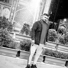 جوانی سالم وبیکار هستم