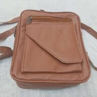 هدیه بوده کیف دوشی عسلی