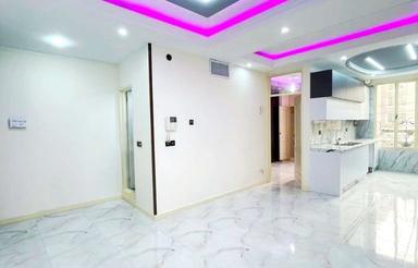 49 متری+طبقه اول+پارکینگ سندی+تراورتن+ سند دار