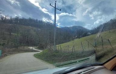 زمین در دل طبیعت دارای تمام امکانات ویو عالی