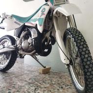 دی تی 200WRزین دوشاخ