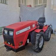 تراکتور کمرشکن به همراه ادوات