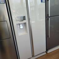 ساید بای ساید گالری (فرنیا) اسنوا