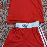 لوازم بوکس( دستکش، کلا با نقاب، بیضه بند، ولباس)