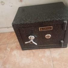 گاوصندوق در حد